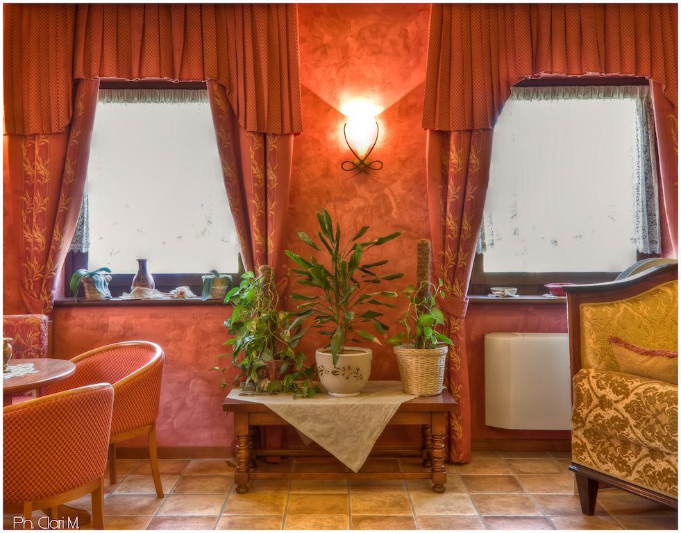 Hotel Pesek San Dorligo della Valle Exteriör bild